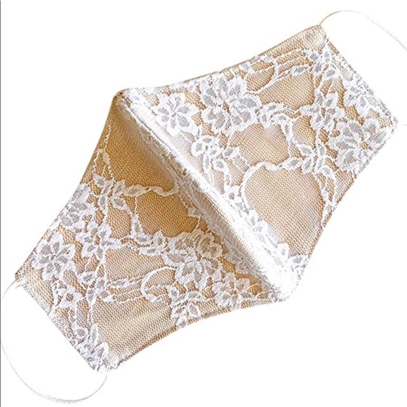 Set of 3 lace masks - Picture 3 of 4